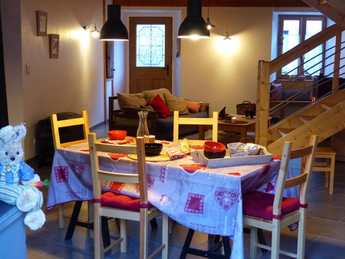 Gite De L'Amistat Val-de-Sos Exterior photo