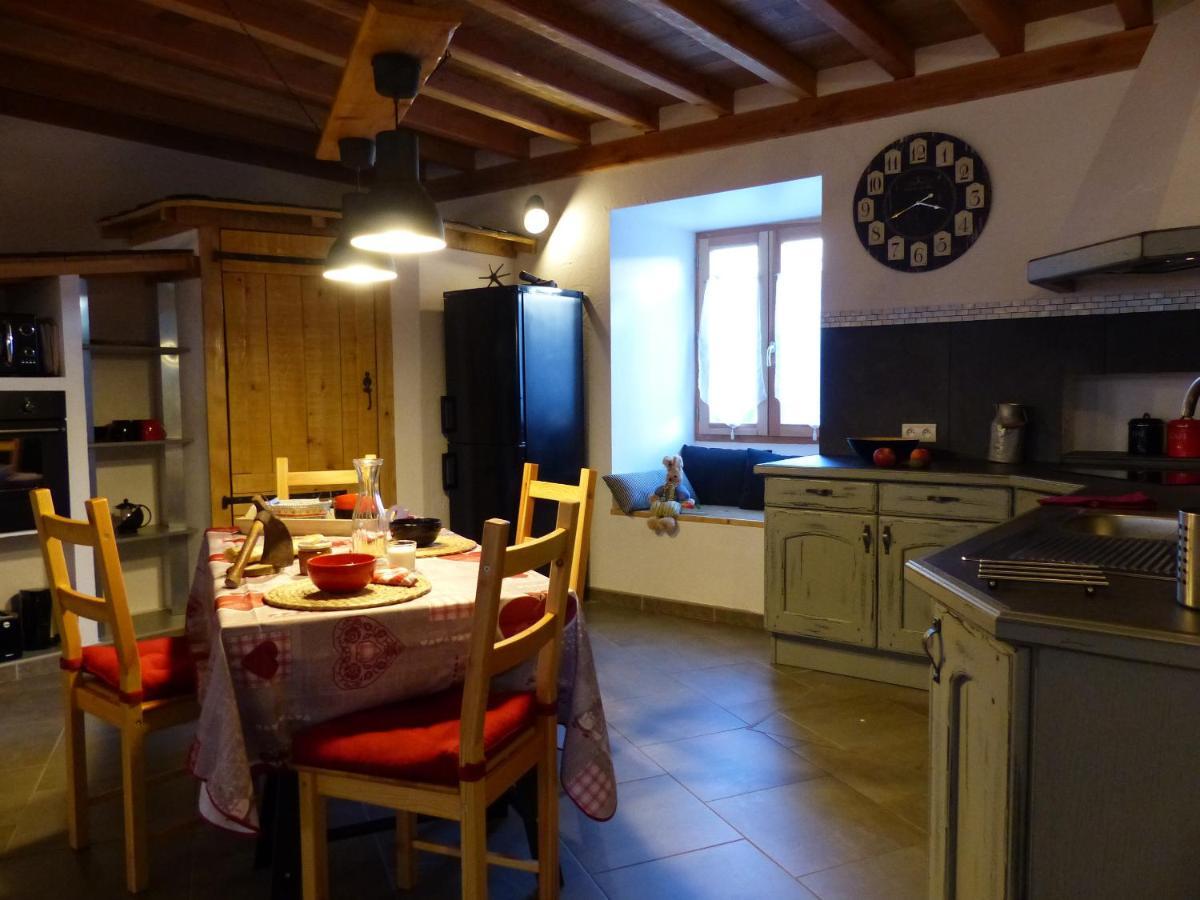Gite De L'Amistat Val-de-Sos Exterior photo